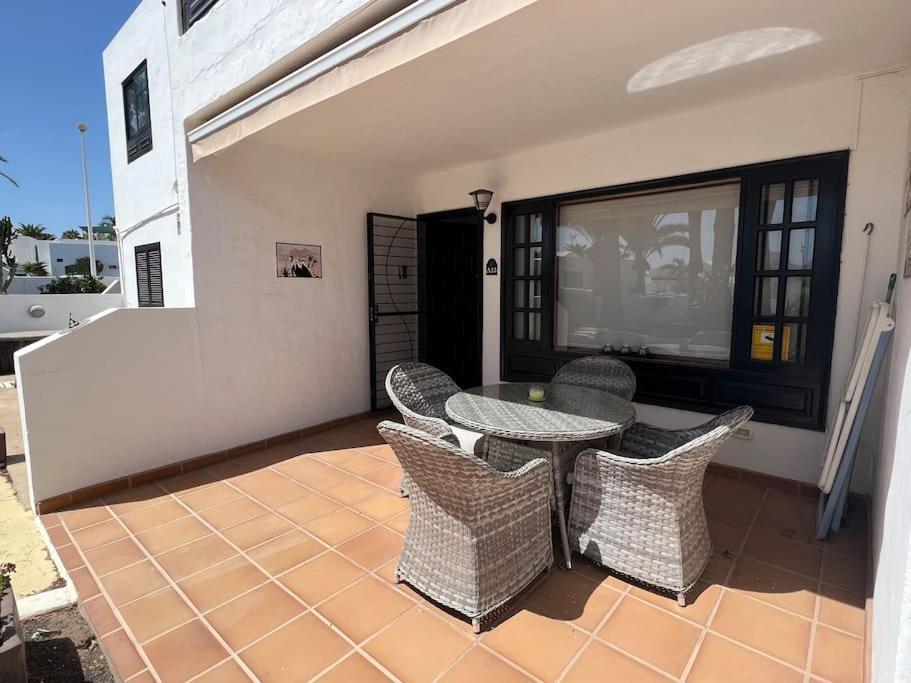 Casa Mo, 2 Bedroom Apartment Close To The Beach Puerto del Carmen  Exterior photo